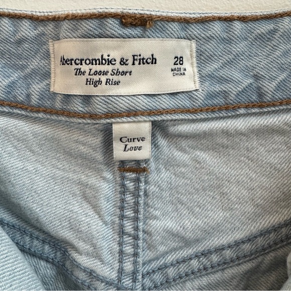 Abercrombie & Fitch Light Blue Jean Shorts - Picture 2 of 11